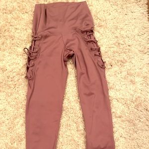 Mika rose high waist leggings ~ Never Worn!